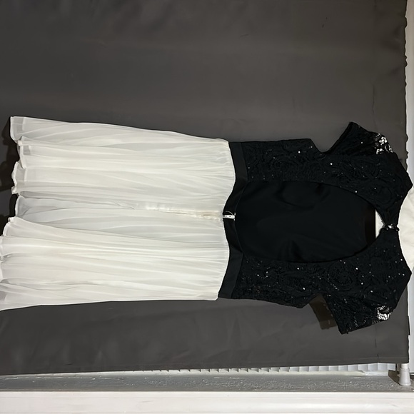 Black and white sequin short prom dress - Picture 2 of 2
